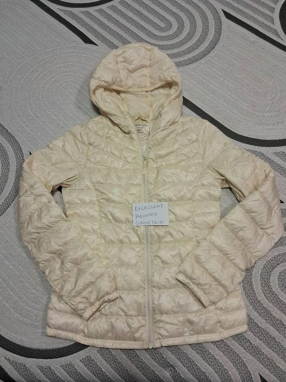Uniqlo womens small premium ultra light down jacket custard cream packable